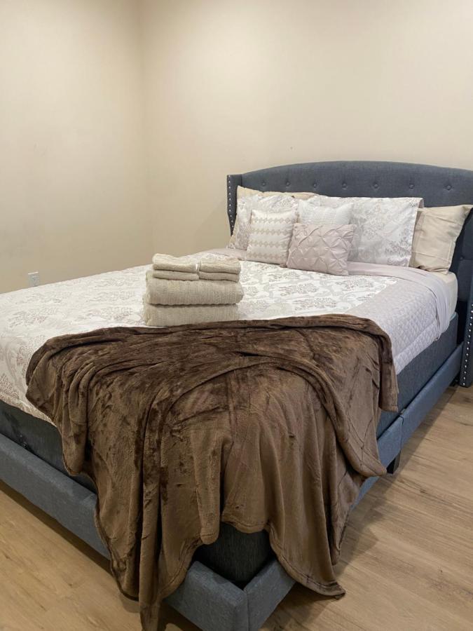 Private Room In South Philly Near Arenas! Philadelphia Buitenkant foto